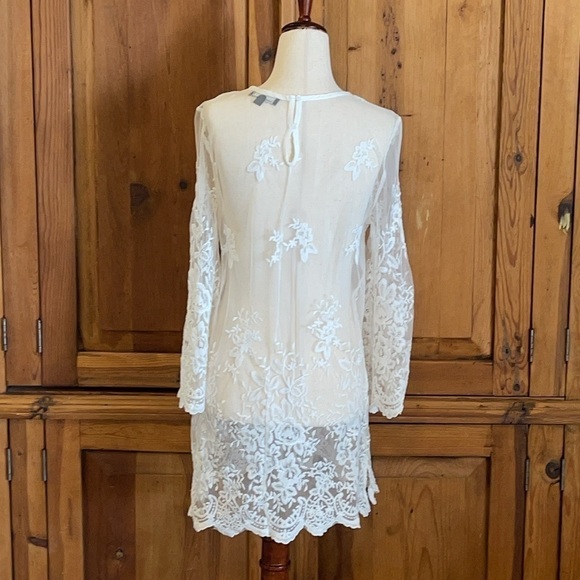 Suzanne Betro White Sheer Lace Tunic Sz. S - Picture 4 of 12